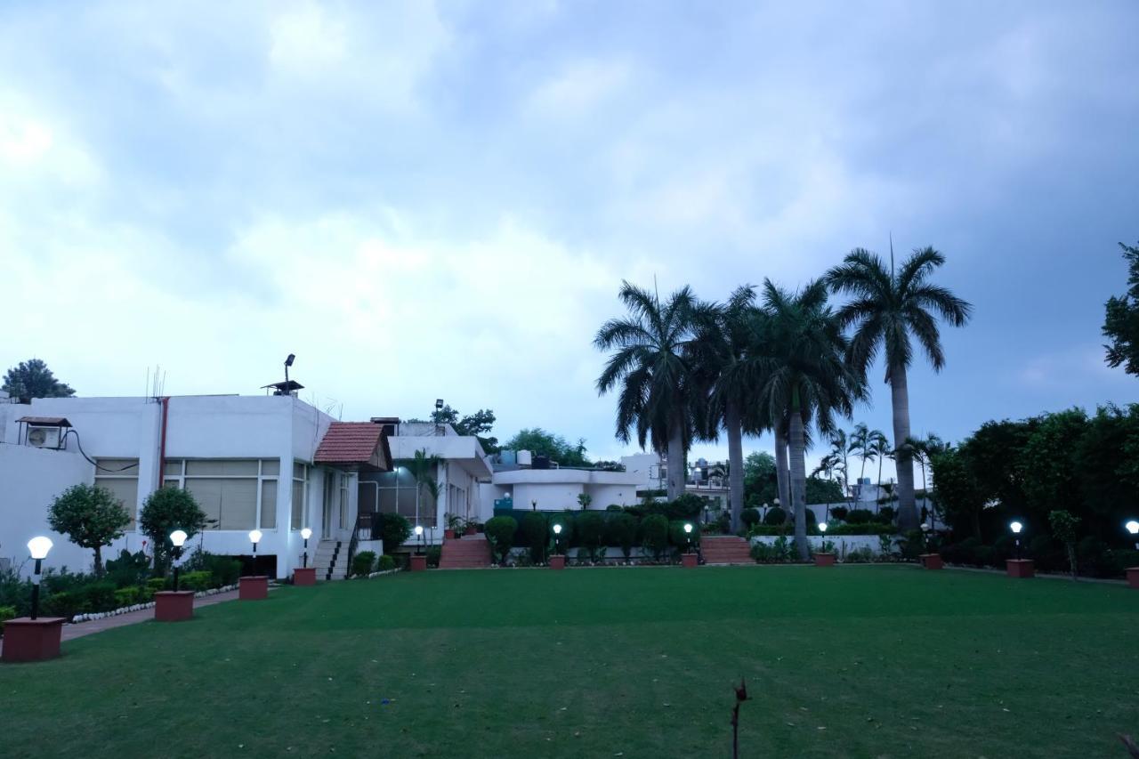 Black Mango Resort Kala Amb Kültér fotó